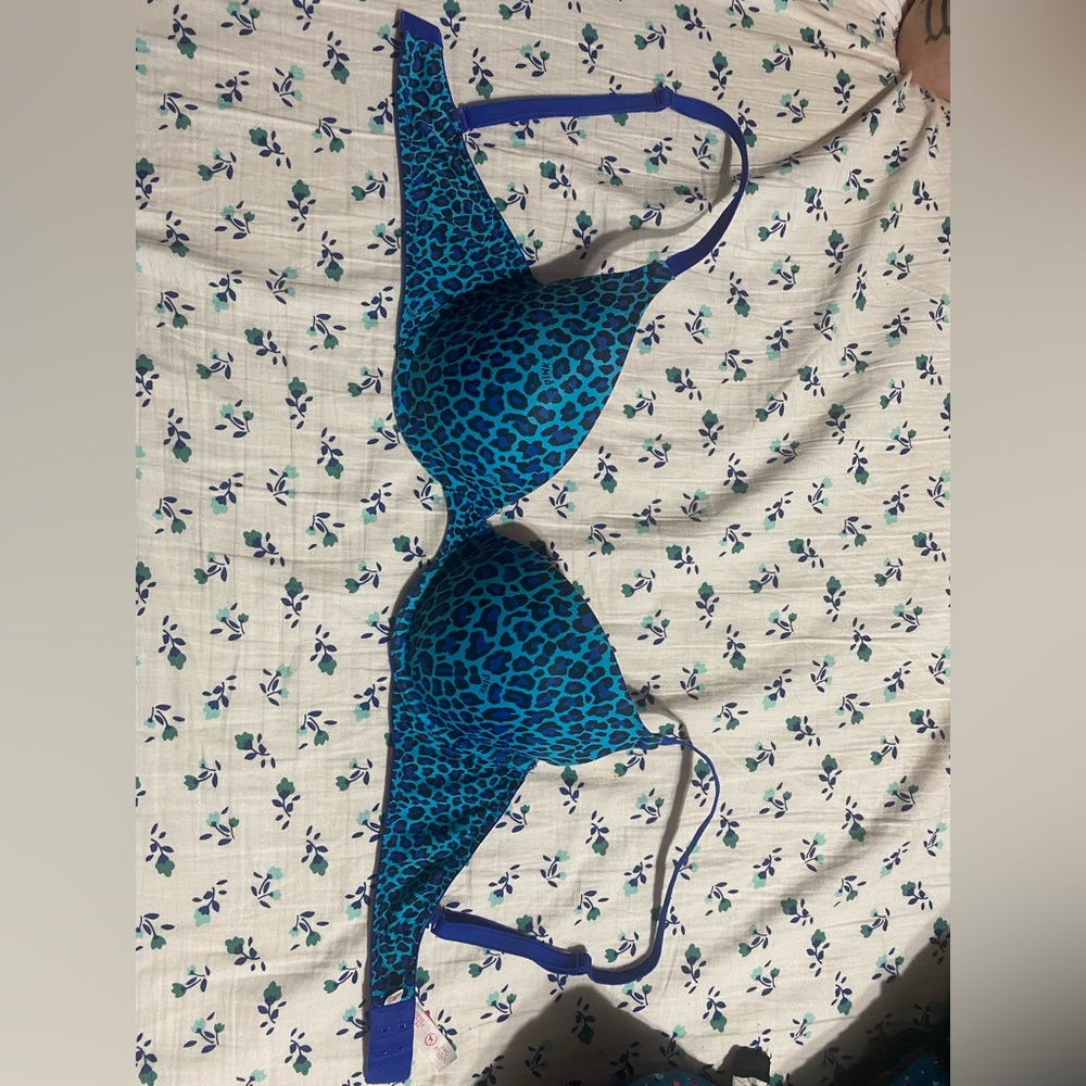 VS bra